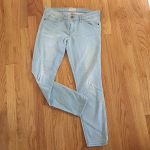 Current/Elliot Light wash Jeans!